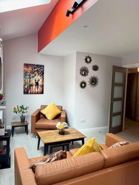 Trinity Apartments Four 1-Bedroom Apts Waterford City Centre Exterior foto